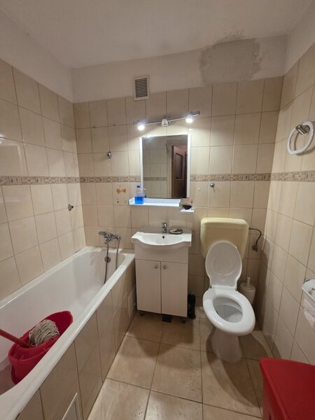 1 Decembrie 1918, str. Onisifor Ghibu, la 10 minute de metrou