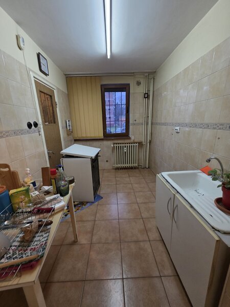 1 Decembrie 1918, str. Onisifor Ghibu, la 10 minute de metrou